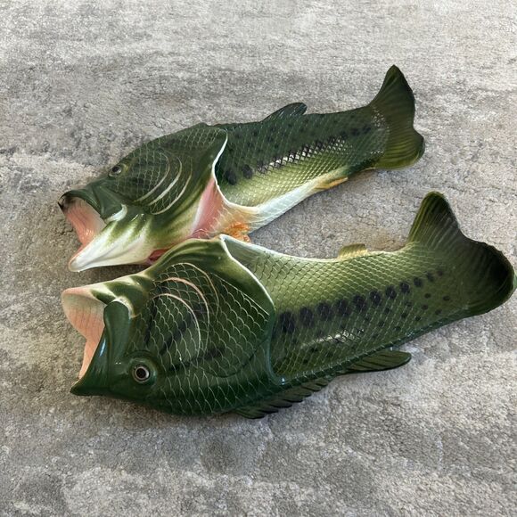 Rivers Edge Bass Fish Flip Flops Slides Sandals Men's 11 12 Slip On Funny Gift - Picture 3 of 7